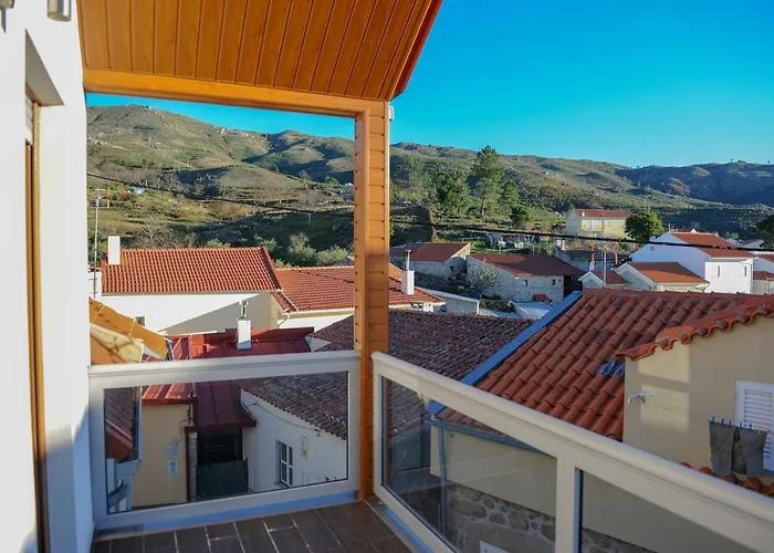 Casa Centenaria Povoa Nova *